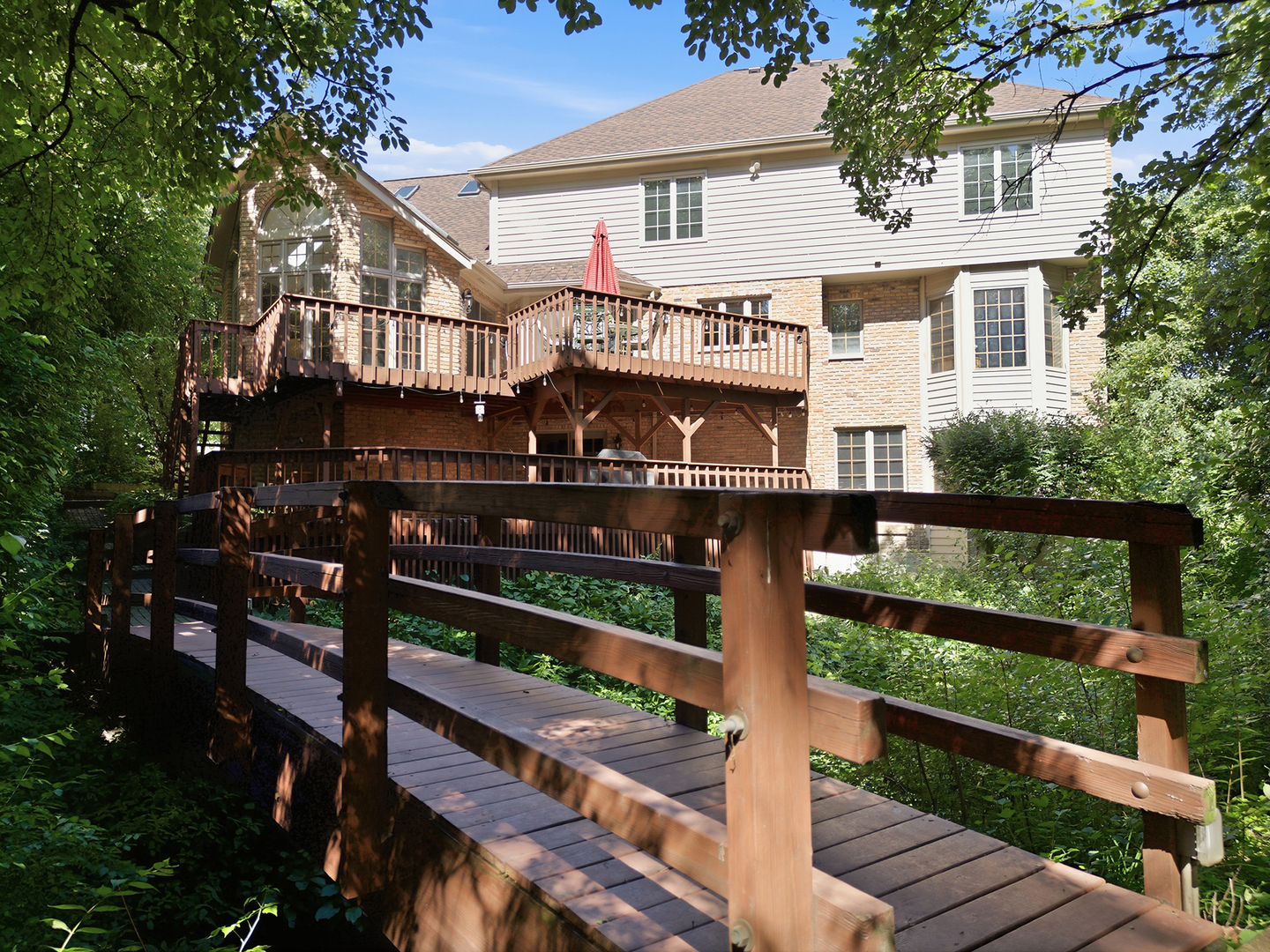 8701 Lake Ridge Drive Darien, IL 60561 - Photo 25 of 35