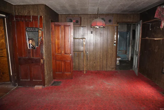 $54,900 | 108 East Warrick Street, Owensville, IN 47665