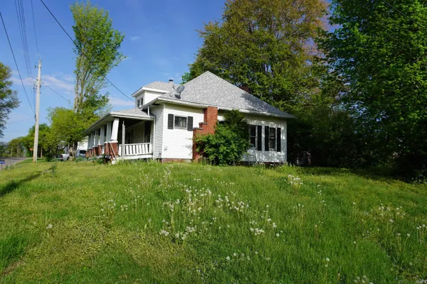 $54,900 | 108 East Warrick Street, Owensville, IN 47665