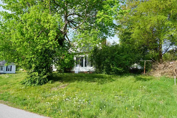 $54,900 | 108 East Warrick Street, Owensville, IN 47665