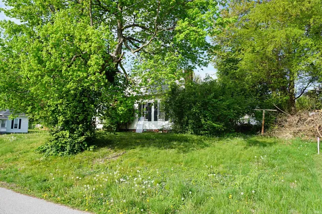 $54,900 | 108 East Warrick Street, Owensville, IN 47665