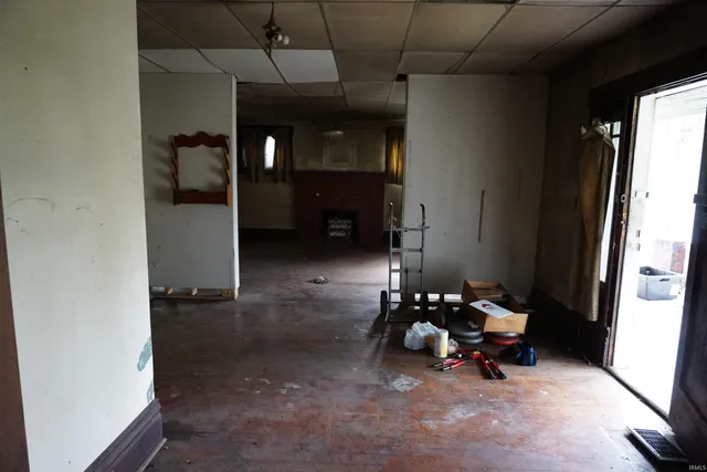 $54,900 | 108 East Warrick Street, Owensville, IN 47665