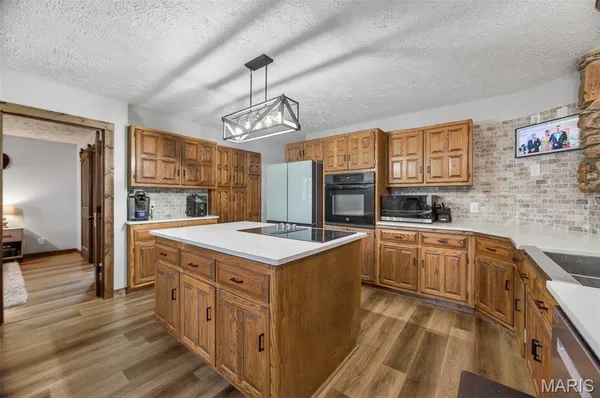 $547,000 | 27960 State Hwy NN, Laquey, MO 65534