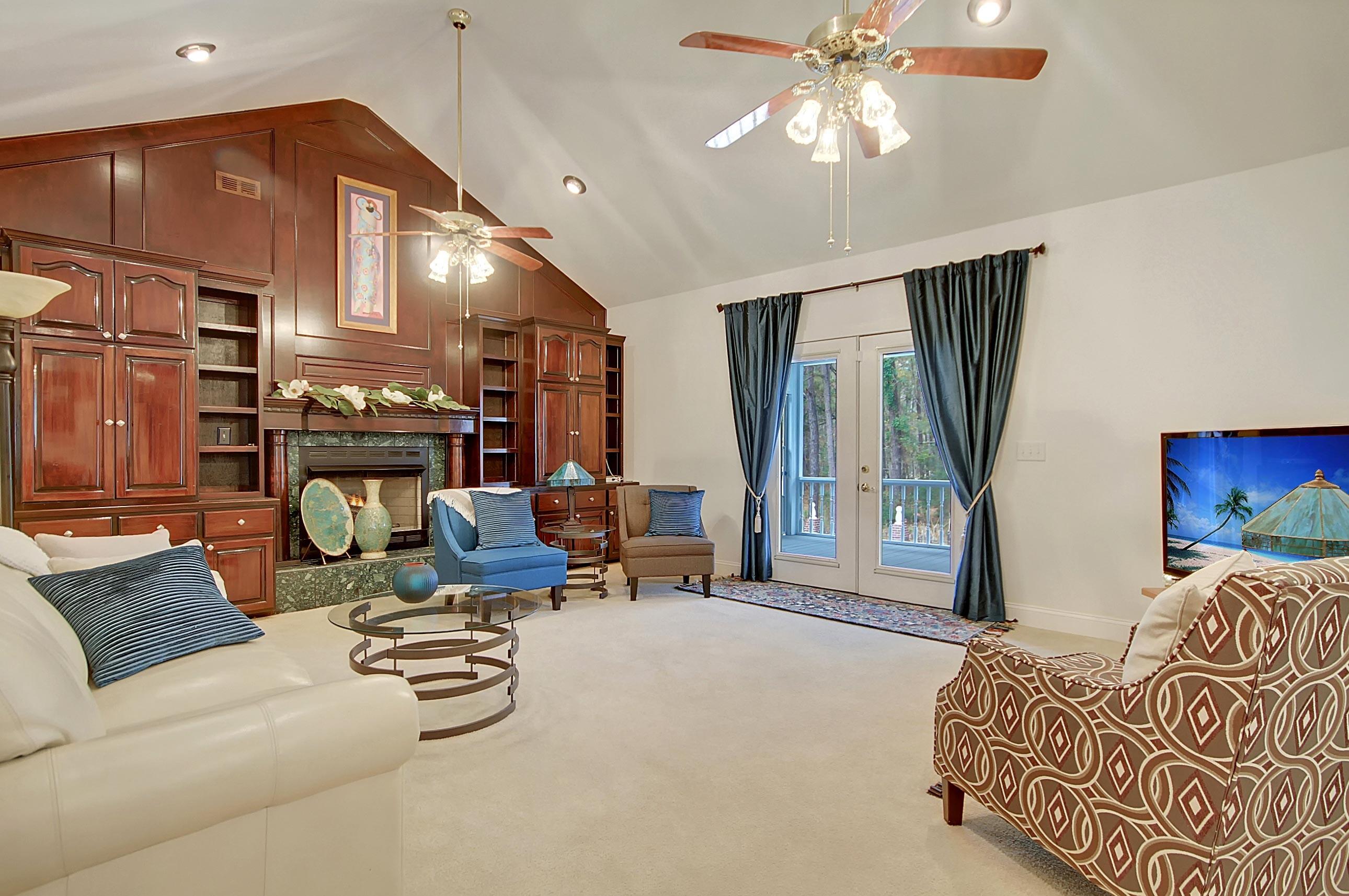 155 Old Winter Road Summerville, SC 29486 - Photo 11 of 38 Large Great Room w/Mahogany Built-ins