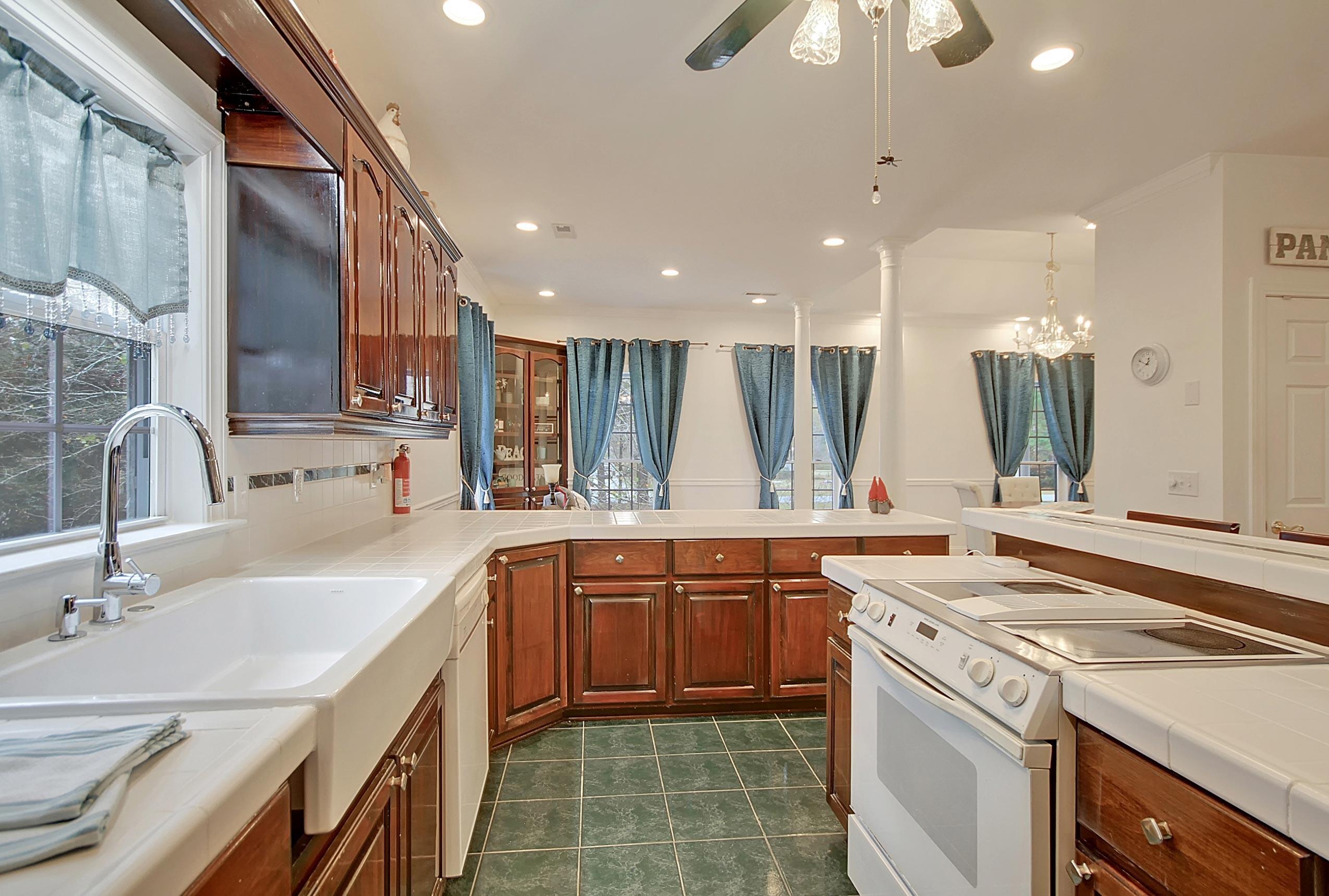155 Old Winter Road Summerville, SC 29486 - Photo 21 of 38 Island