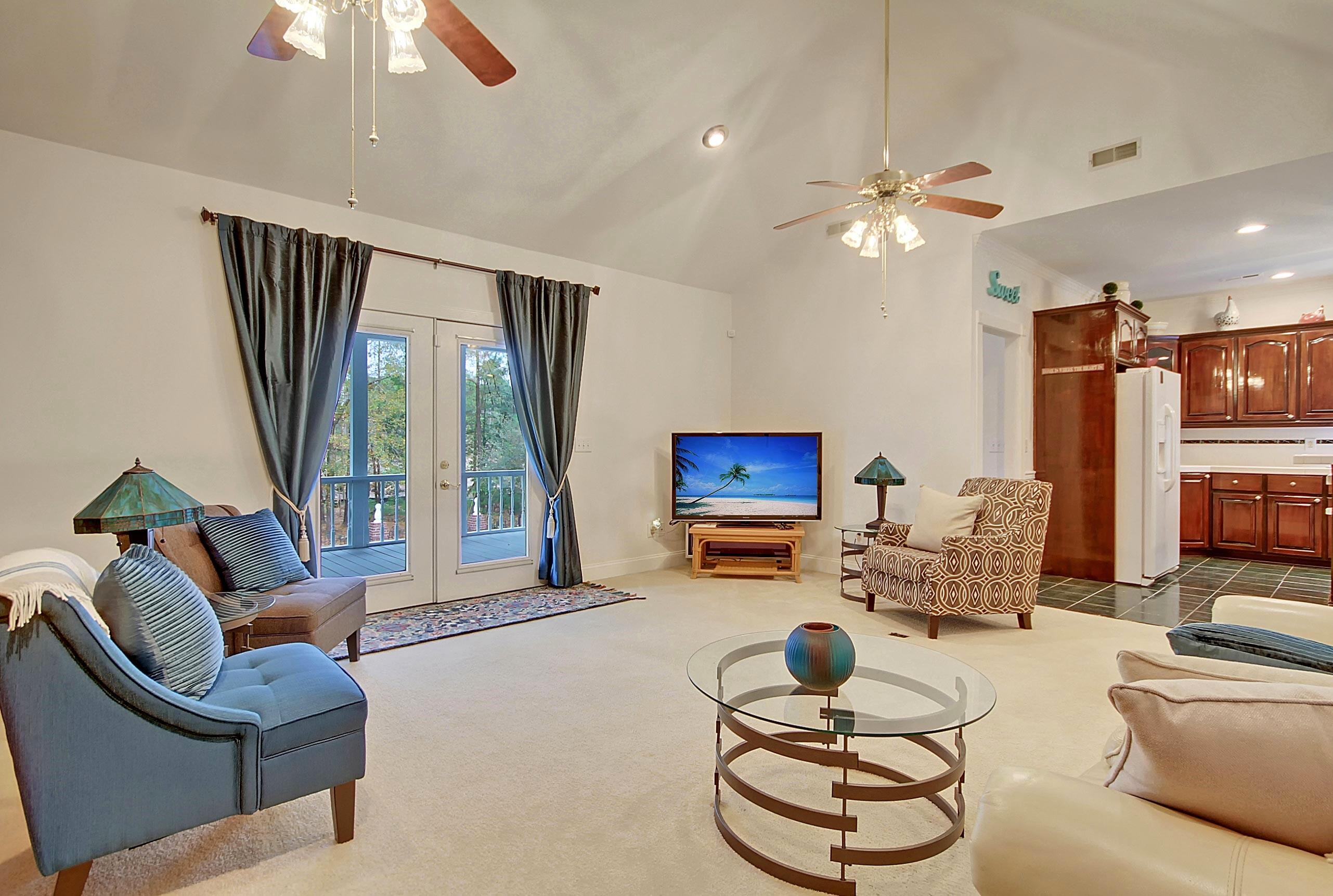 155 Old Winter Road Summerville, SC 29486 - Photo 10 of 38 Great Room