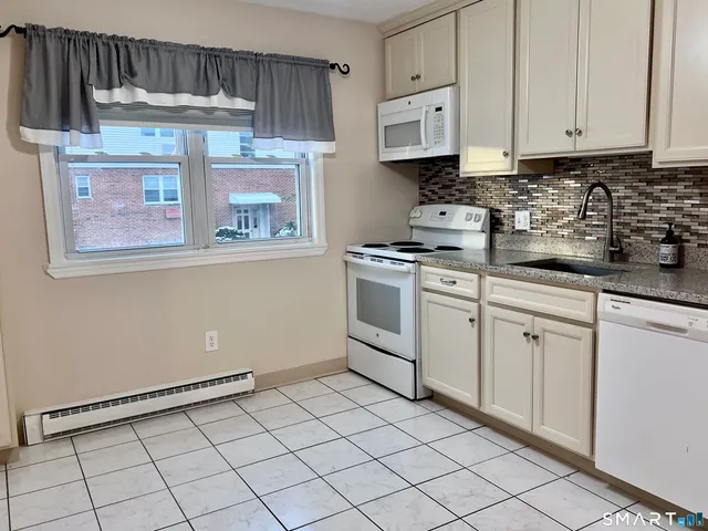 $185,000 | 70 Belair Drive, Unit 70, New Milford, CT 06776