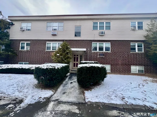 $185,000 | 70 Belair Drive, Unit 70, New Milford, CT 06776