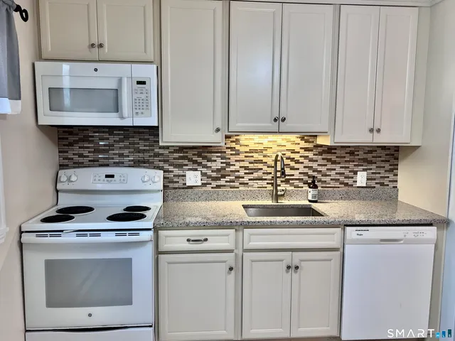 $185,000 | 70 Belair Drive, Unit 70, New Milford, CT 06776