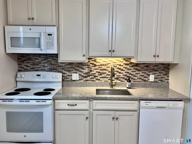 $185,000 | 70 Belair Drive, Unit 70, New Milford, CT 06776