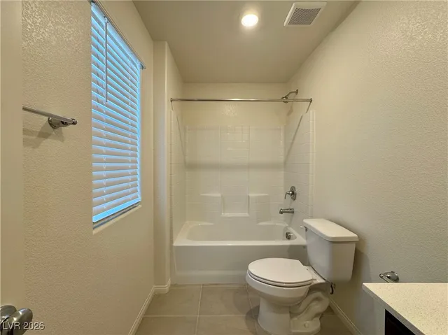 $2,850 | 8109 Minavalle Avenue, Las Vegas, NV 89113