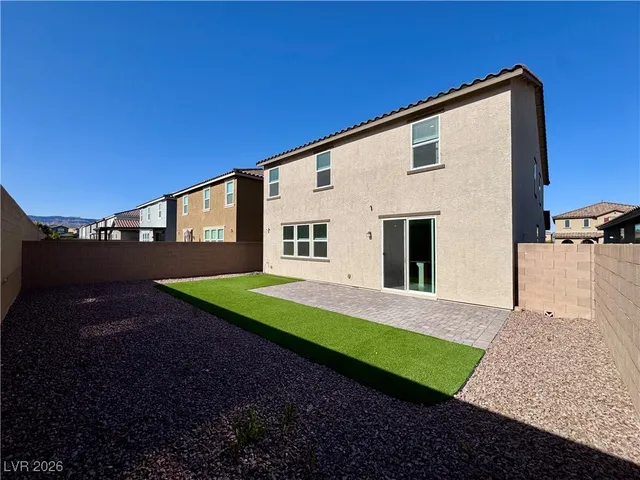 $2,850 | 8109 Minavalle Avenue, Las Vegas, NV 89113