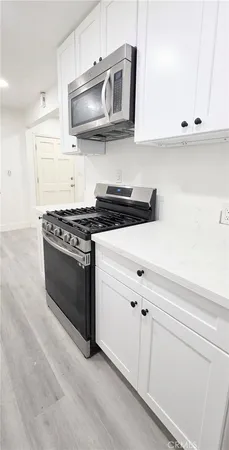 $1,925 | 10527 Western Avenue, Unit 3, Downey, CA 90241