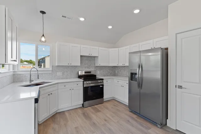 $309,900 | 2026 Grn Acrs Drive, Adrian, MI 49221