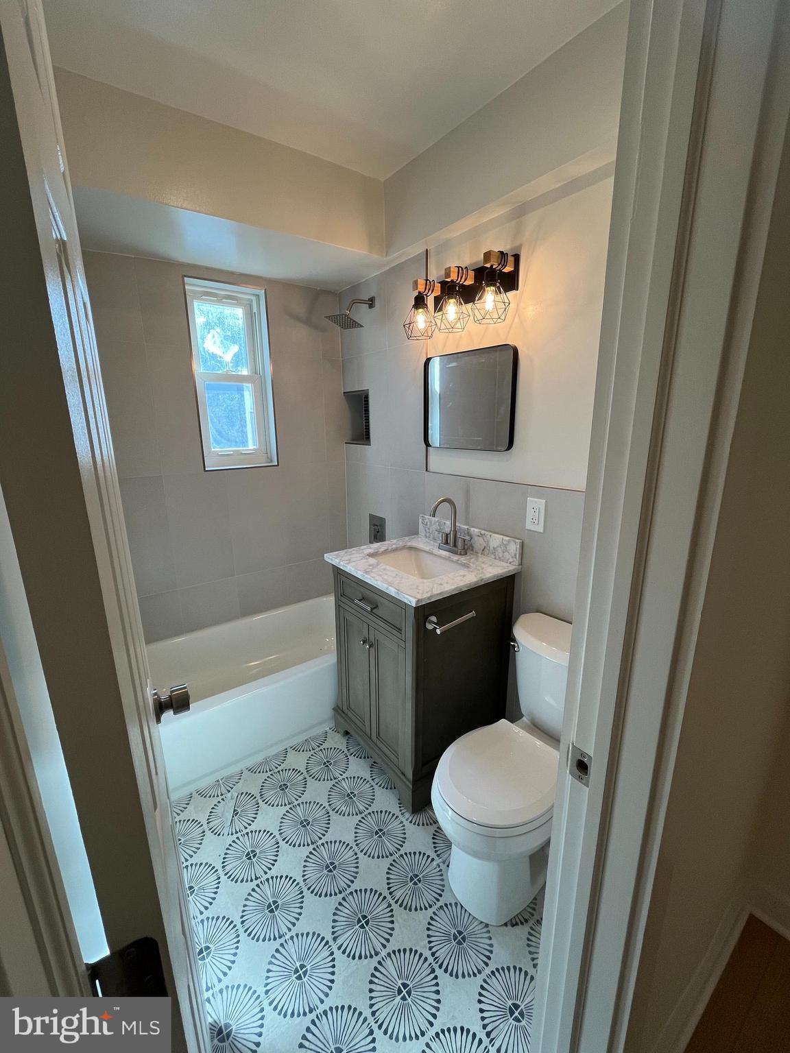 5014 Nash Street Northeast Washington, DC 20019 - Photo 7 of 14