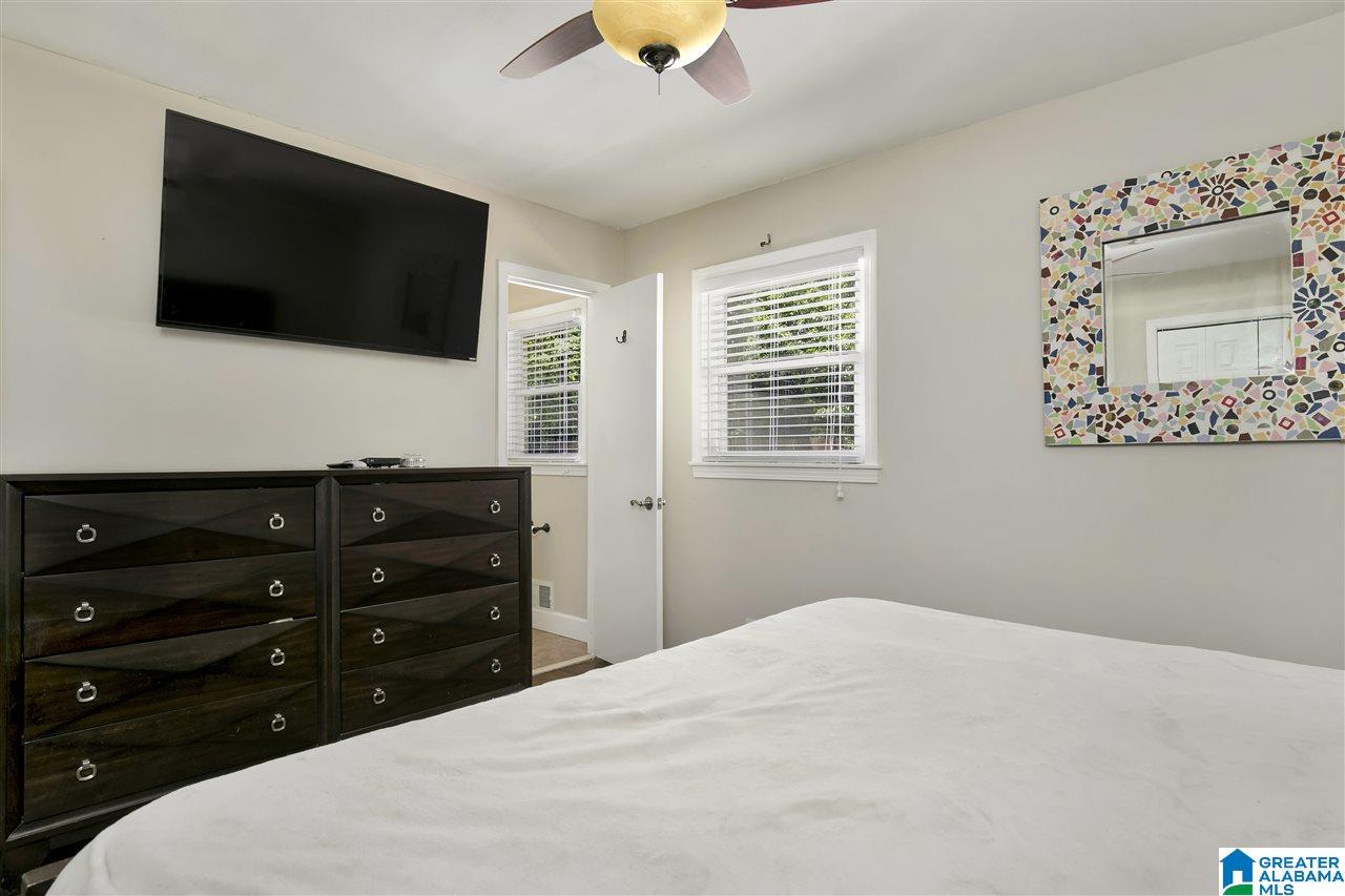 3536 Valley Circle Birmingham, AL 35243 - Photo 9 of 17