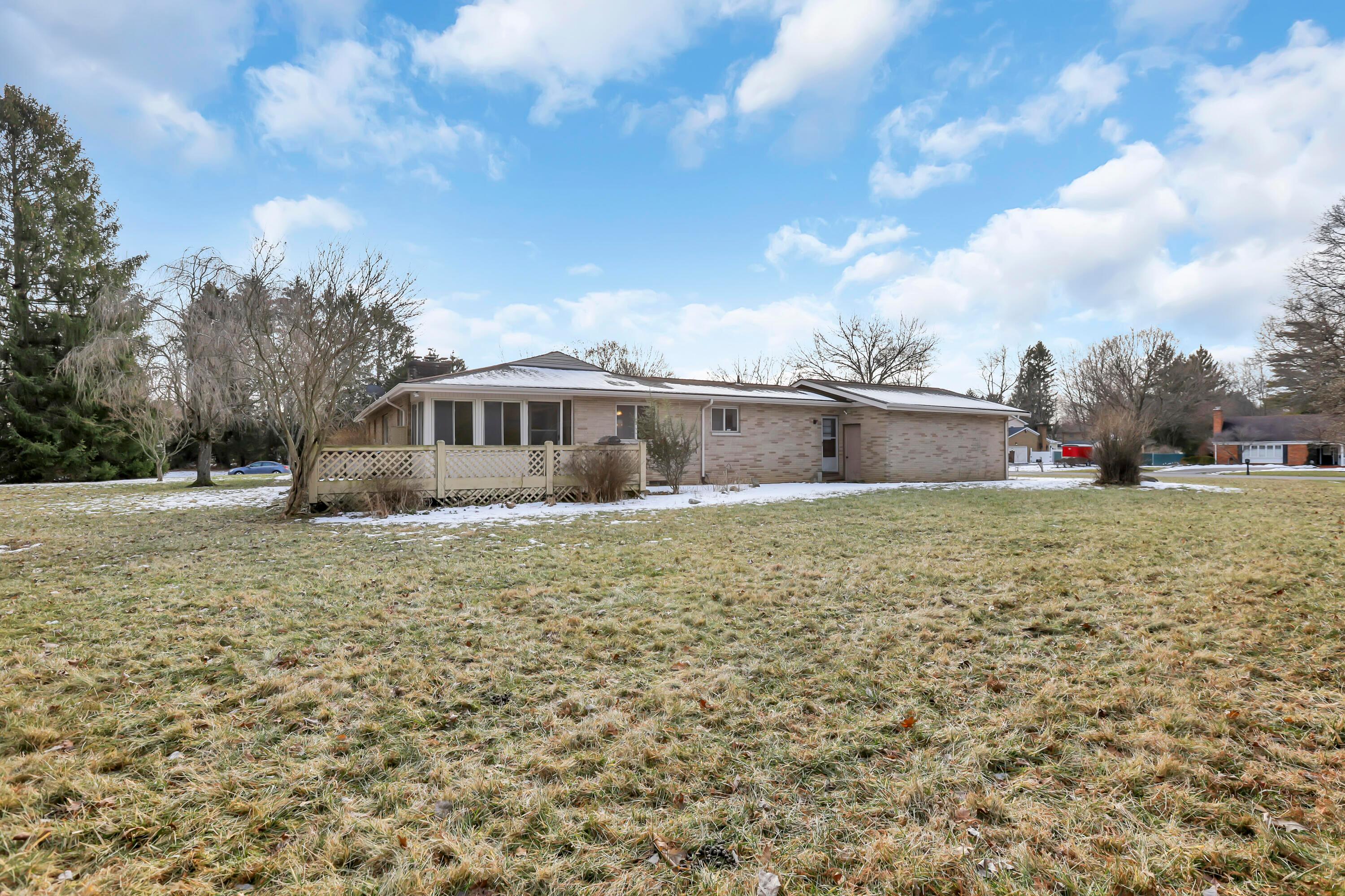 668 Indian Mound Road Columbus, OH 43213 - Photo 62 of 68 exterior