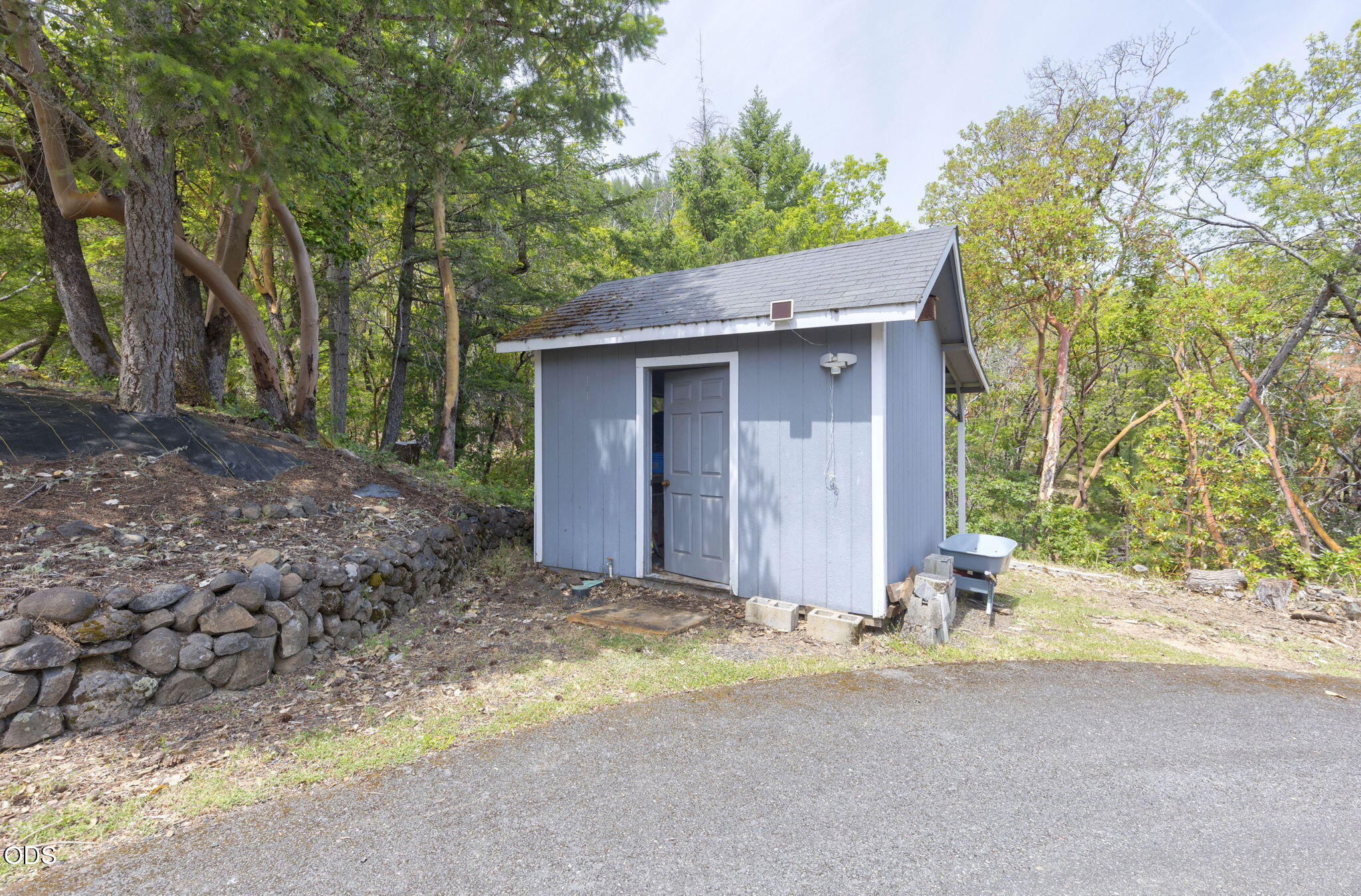 410 Schieffelin Gulch Road Gold Hill, OR 97525 - Photo 35 of 76