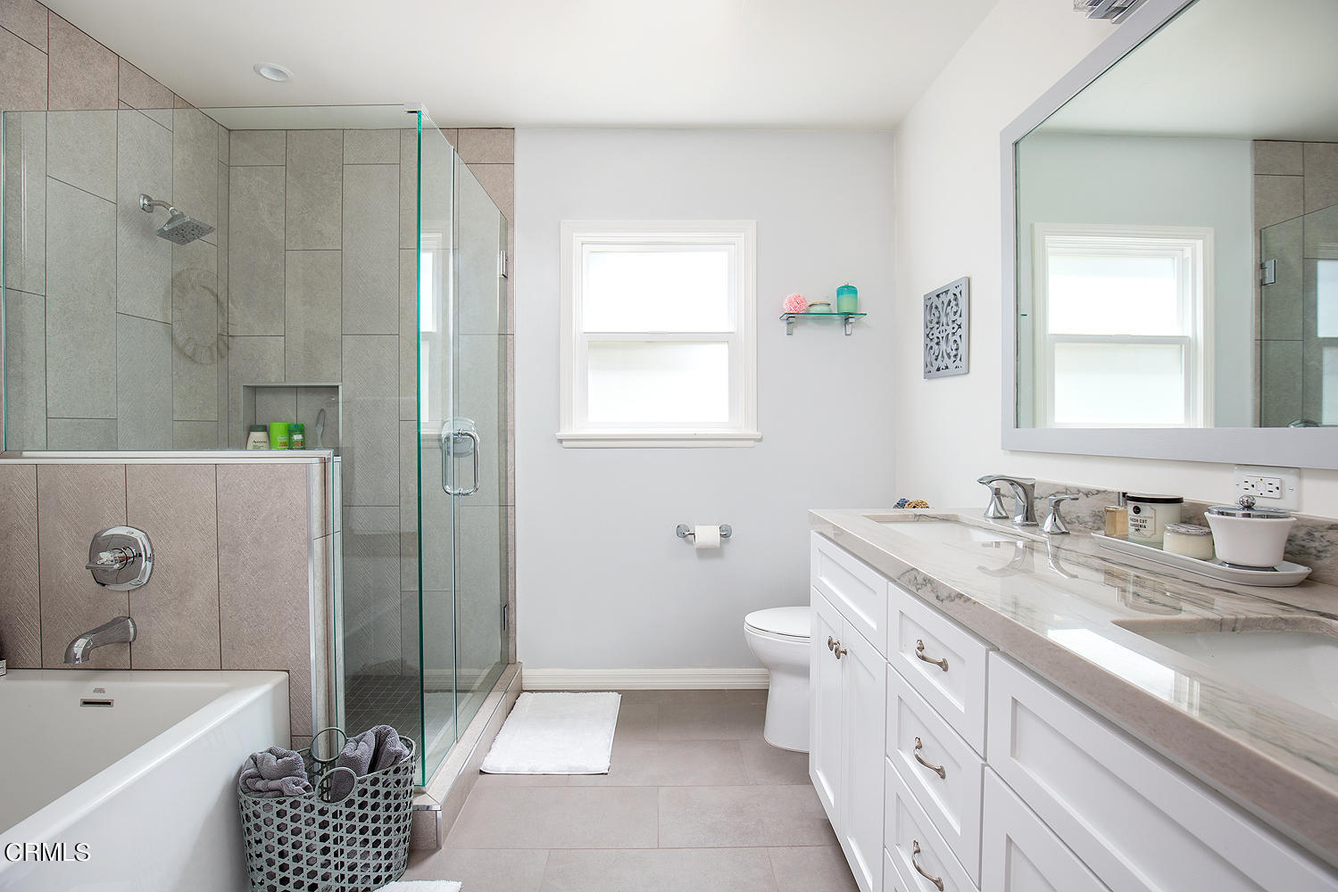 706 Tufts Avenue Burbank, CA 91504 - Photo 20 of 30 a bathroom with a granite countertop sink toilet and shower