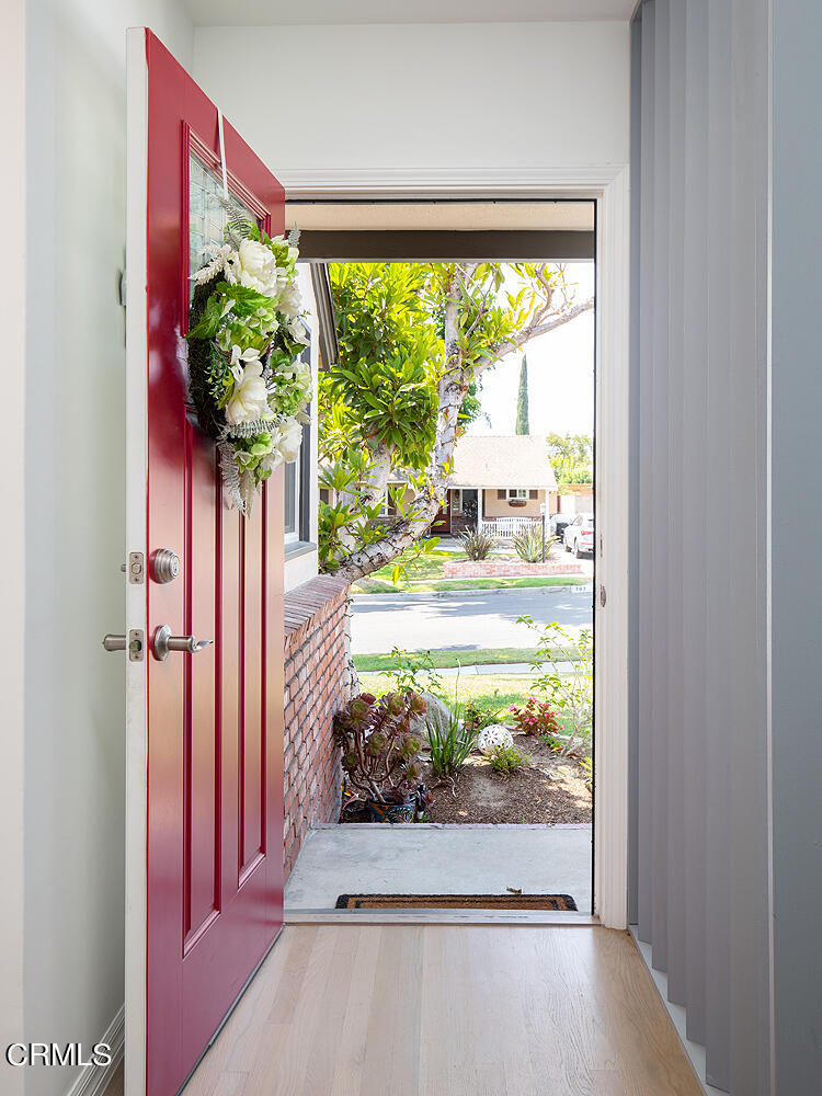 706 Tufts Avenue Burbank, CA 91504 - Photo 5 of 30 a room with a large window and an outdoor space