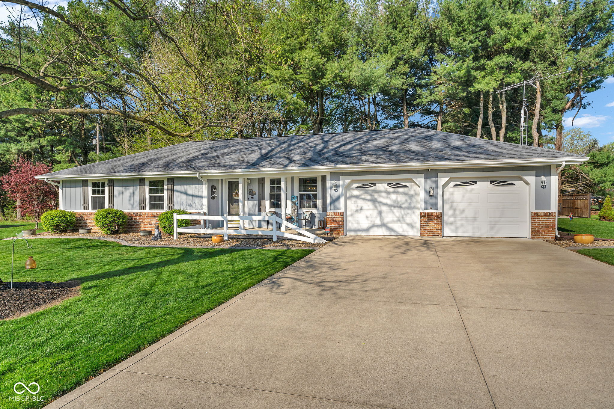16 U-Drive Cloverdale, IN 46120 - Photo 1 of 56