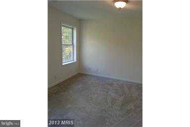 891 Mosby Springs Road Linden, VA 22642 - Photo 18 of 25 3 Spacious Bedrooms on Upper Level