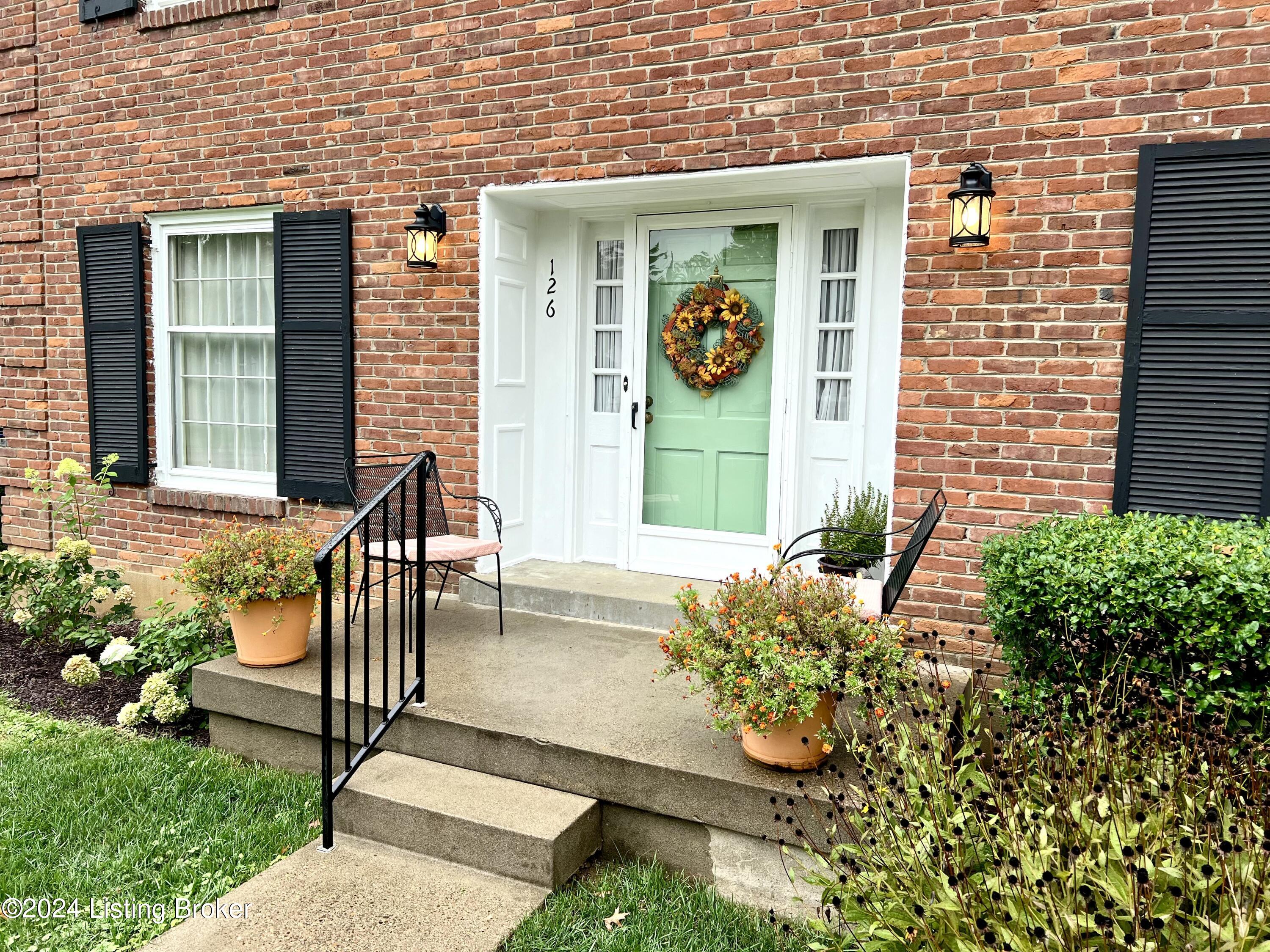 126 Blue Ridge Road Louisville, KY 40223 - Photo 4 of 88 126 Blue Ridge Rd