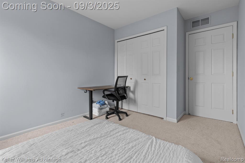 11864 Farmington Road Livonia, MI 48150 - Photo 25 of 30 Gallery Image 25