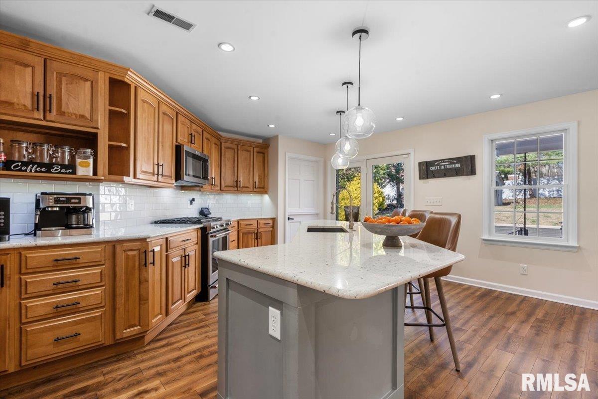1709 Outer Park Drive Springfield, IL 62704 - Photo 19 of 66