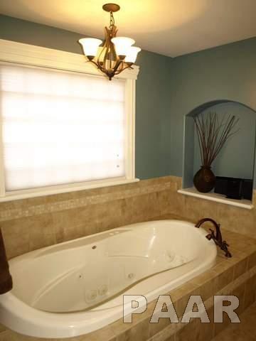 170 Fairview Washington, IL 61571 - Photo 15 of 24 Gallery Image 15
