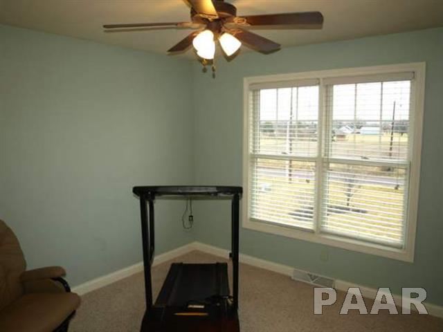 170 Fairview Washington, IL 61571 - Photo 19 of 24 Gallery Image 19