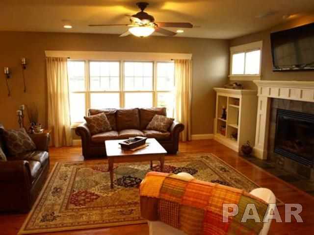 170 Fairview Washington, IL 61571 - Photo 10 of 24 Gallery Image 10