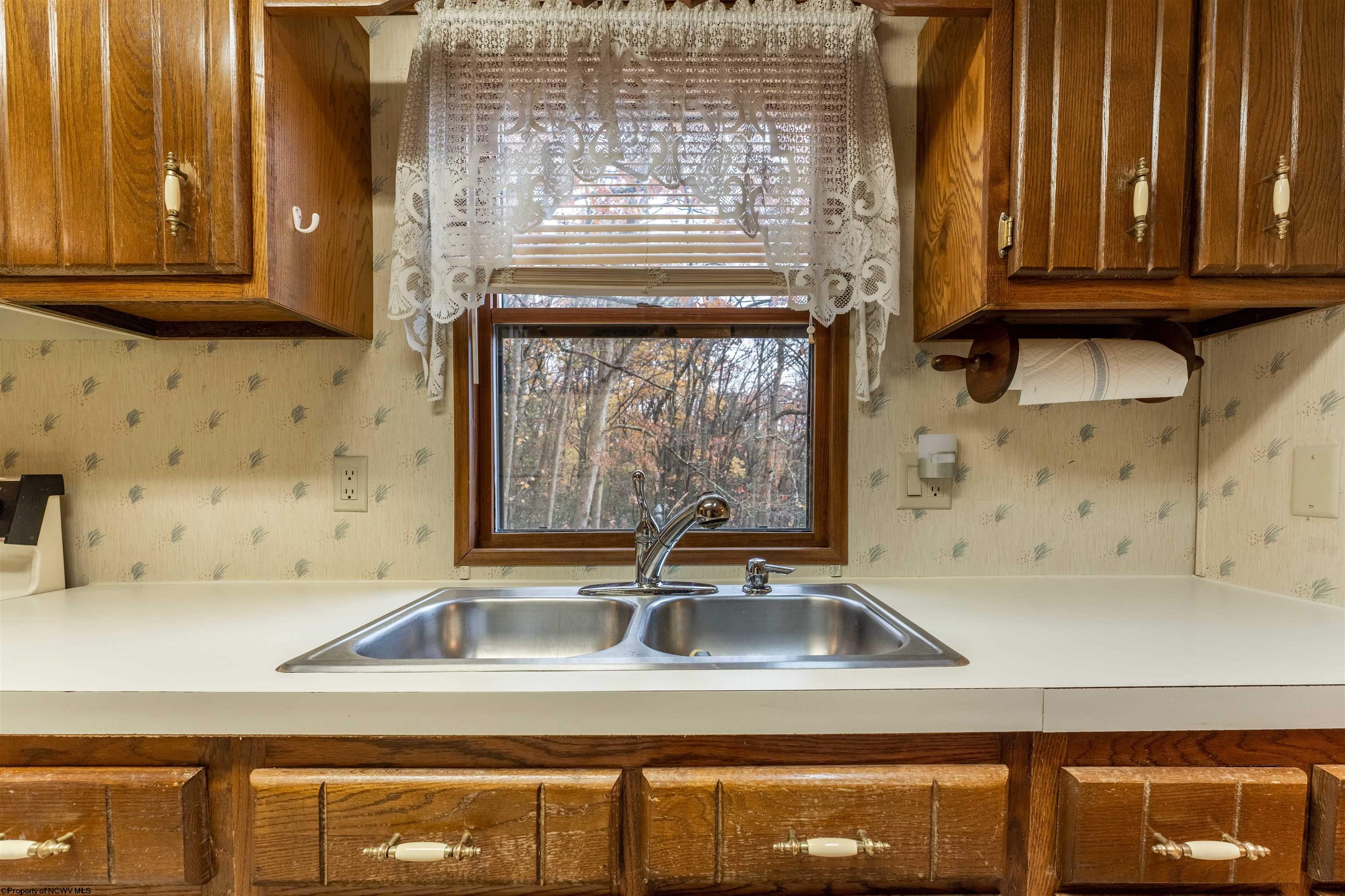 264 Snake Hill Road Morgantown, WV 26508 - Photo 9 of 30 Gallery Image 9