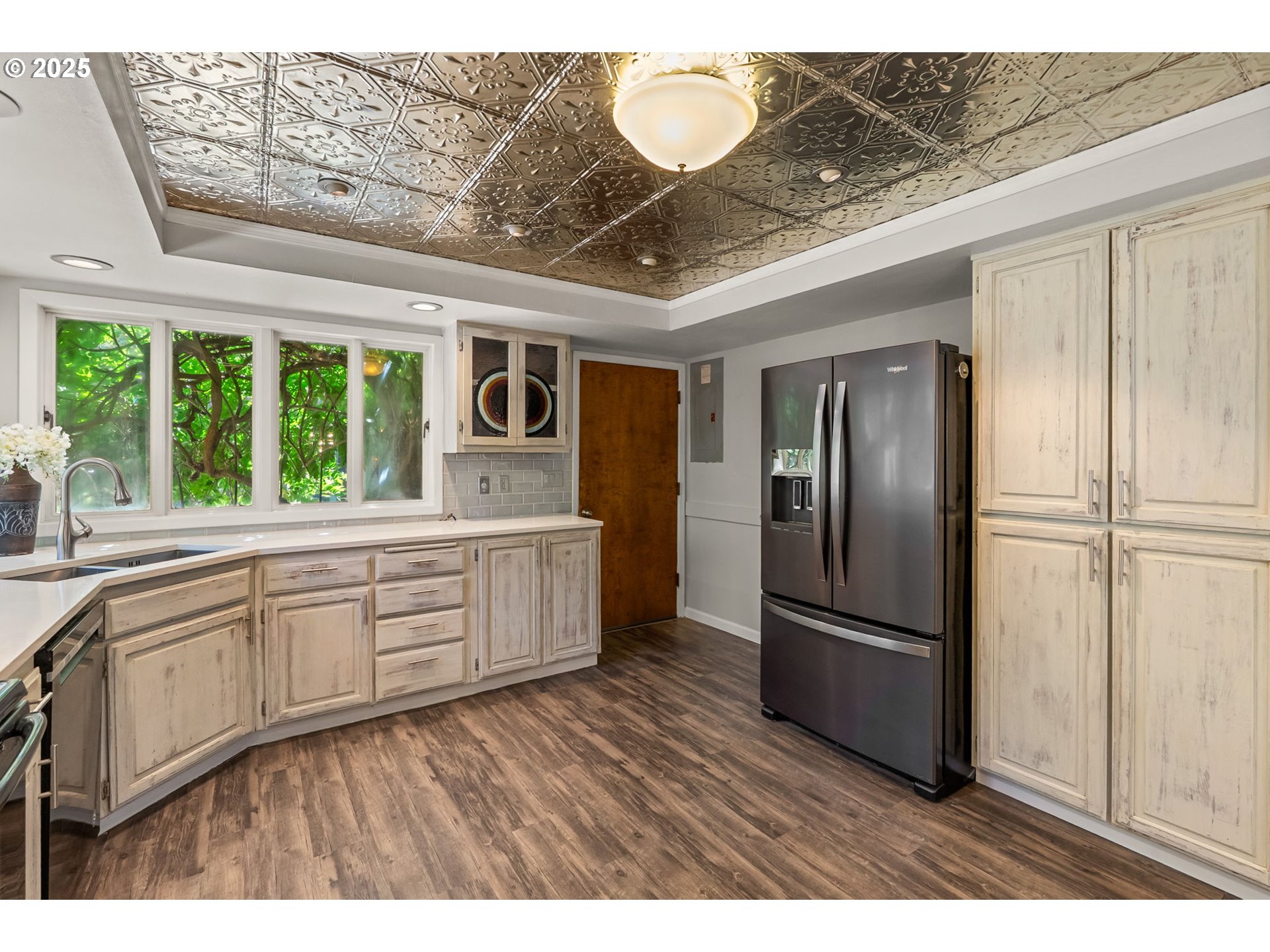 28208 Cottage Grove Lorane Road Cottage Grove, OR 97424 - Photo 13 of 47