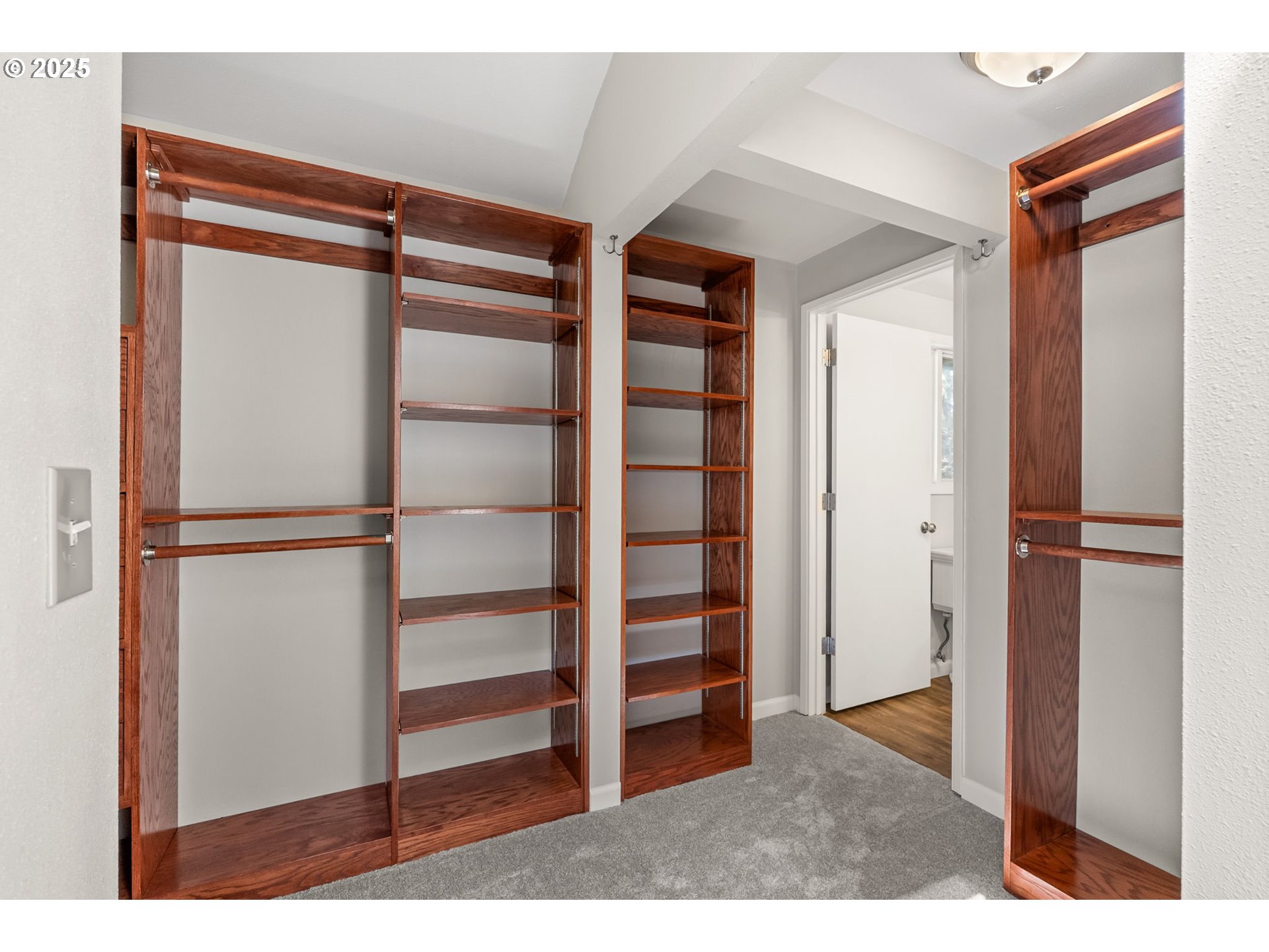 28208 Cottage Grove Lorane Road Cottage Grove, OR 97424 - Photo 24 of 47