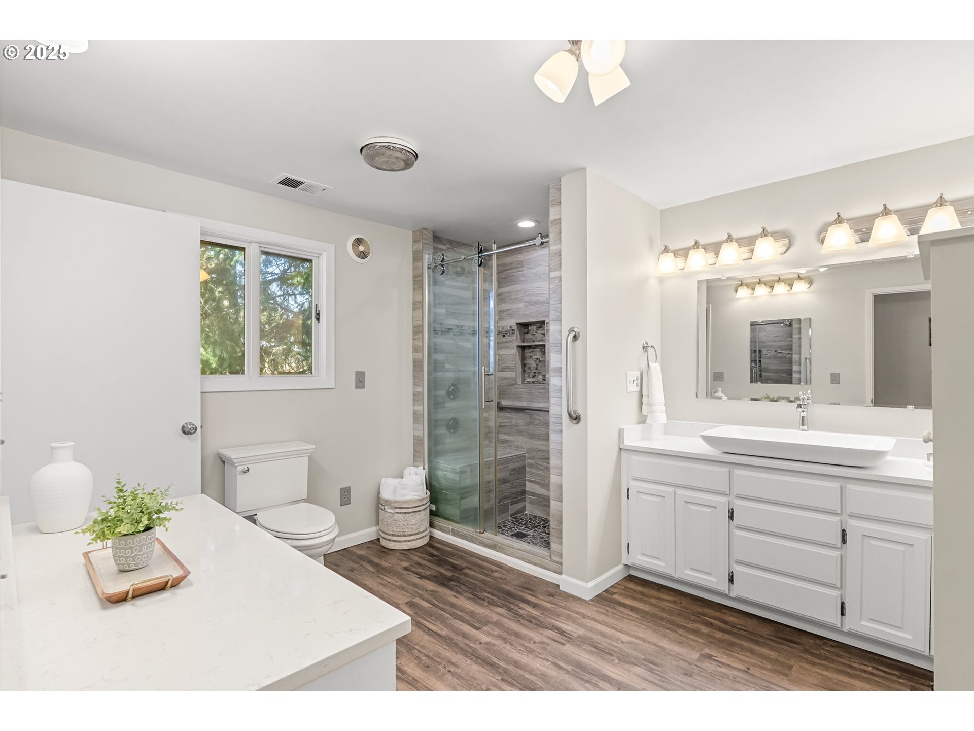 28208 Cottage Grove Lorane Road Cottage Grove, OR 97424 - Photo 27 of 47