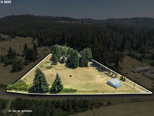 $779,000 | 28208 Cottage Grove Lorane Road, Cottage Grove, OR 97424