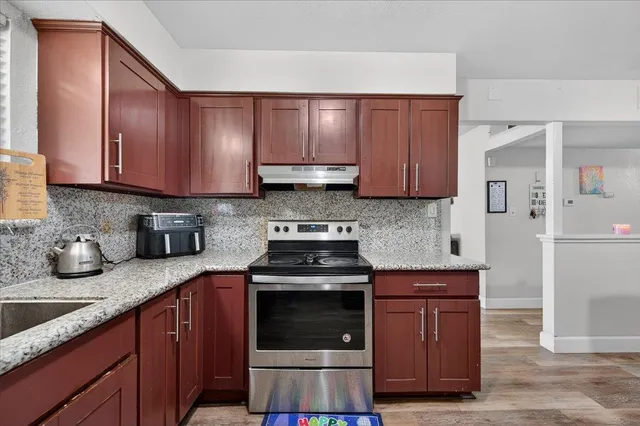 $369,900 | 2931 Paula Drive, Clovis, CA 93612