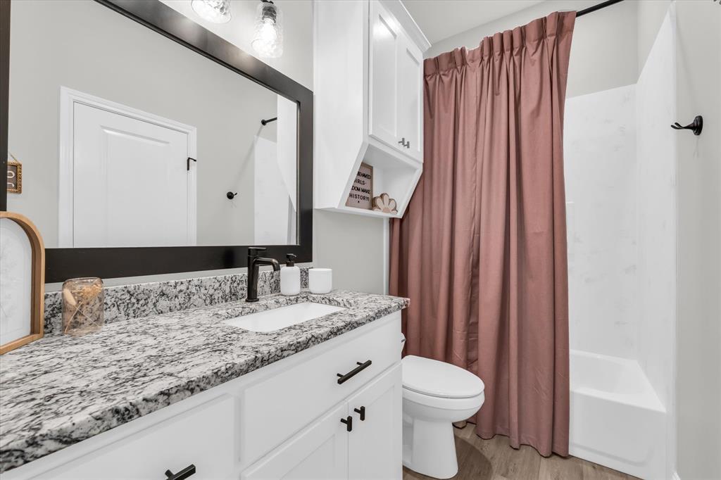 154 Water View Lane Robinson, TX 76706 - Photo 27 of 40 ensuite private secondary bathroom