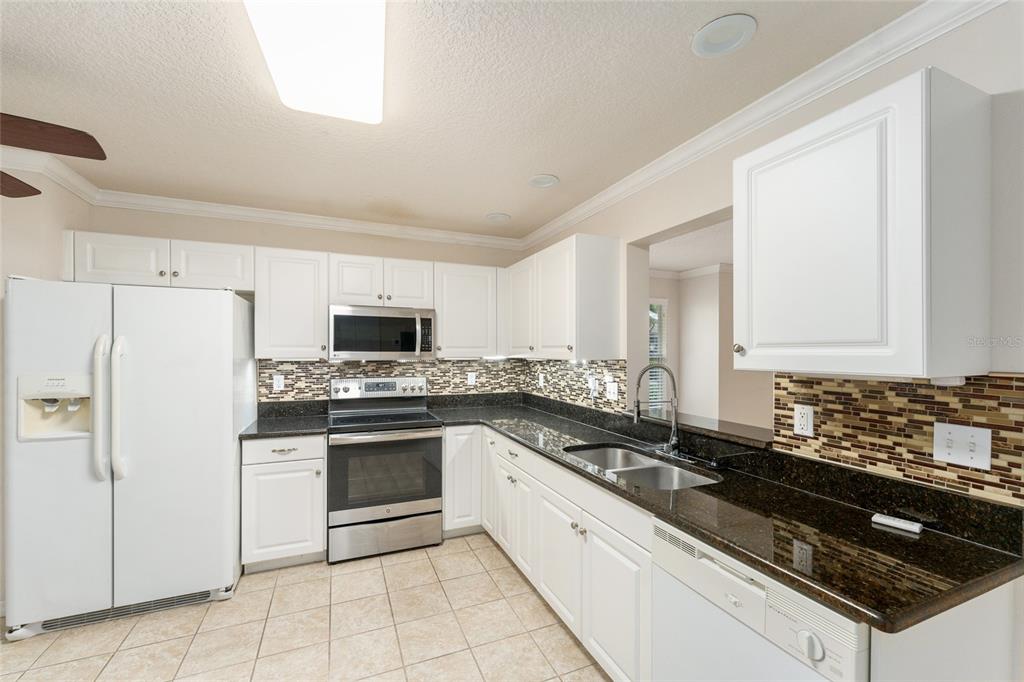 4680 Southwest 48th Way, Unit 119 Gainesville, FL 32608 - Photo 9 of 31
