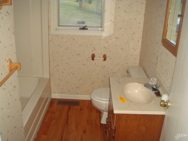 355 North County Line Road Markle, IN 46770 - Photo 15 of 20 Gallery Image 15