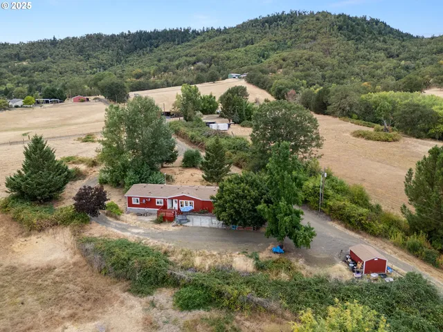 $650,000 | 227 Lapp Lane, Roseburg, OR 97471