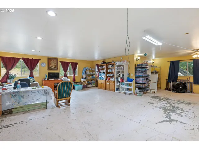 $650,000 | 227 Lapp Lane, Roseburg, OR 97471