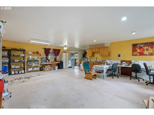 $650,000 | 227 Lapp Lane, Roseburg, OR 97471