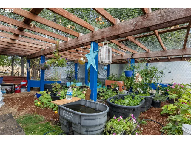 $650,000 | 227 Lapp Lane, Roseburg, OR 97471