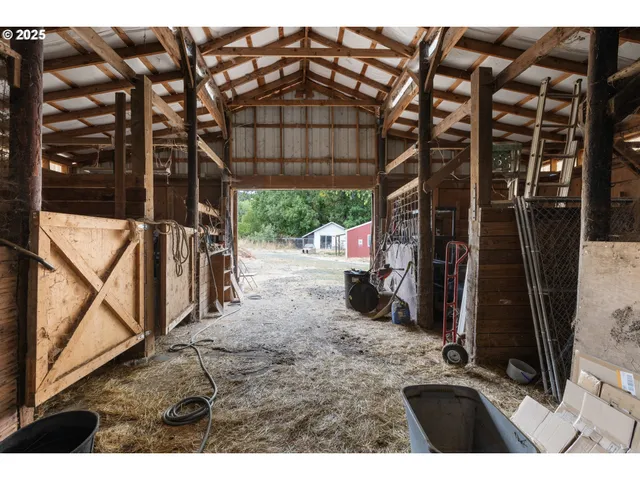 $650,000 | 227 Lapp Lane, Roseburg, OR 97471