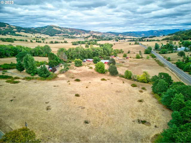 $650,000 | 227 Lapp Lane, Roseburg, OR 97471