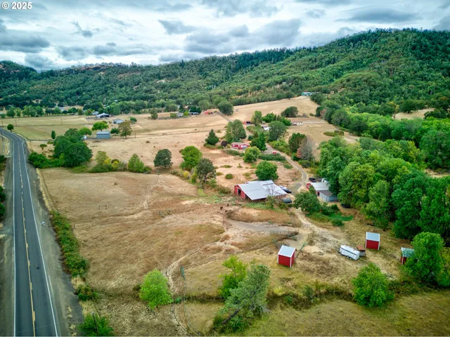 $650,000 | 227 Lapp Lane, Roseburg, OR 97471