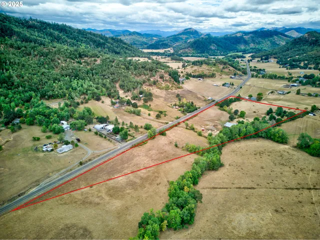 $650,000 | 227 Lapp Lane, Roseburg, OR 97471