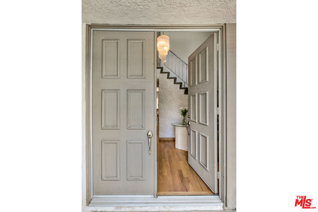 11774 Doral Avenue Porter Ranch, CA 91326 - Photo 2 of 30